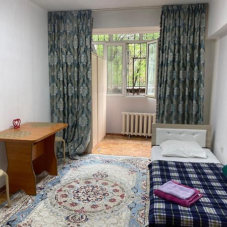 Like Home Apartments Timiryazev Street Ałma Ata Zewnętrze zdjęcie