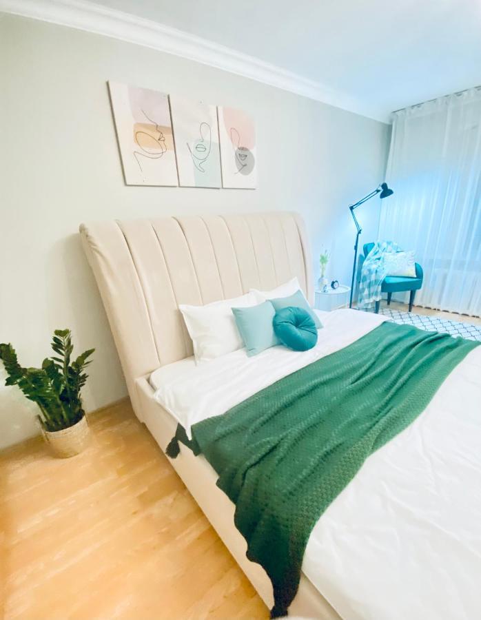Like Home Apartments Timiryazev Street Ałma Ata Zewnętrze zdjęcie