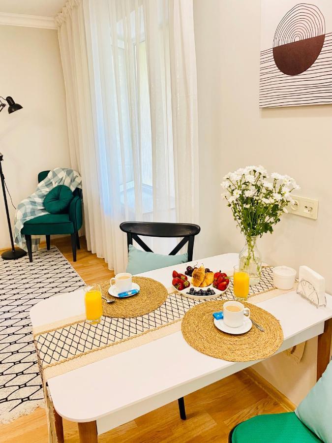 Like Home Apartments Timiryazev Street Ałma Ata Zewnętrze zdjęcie