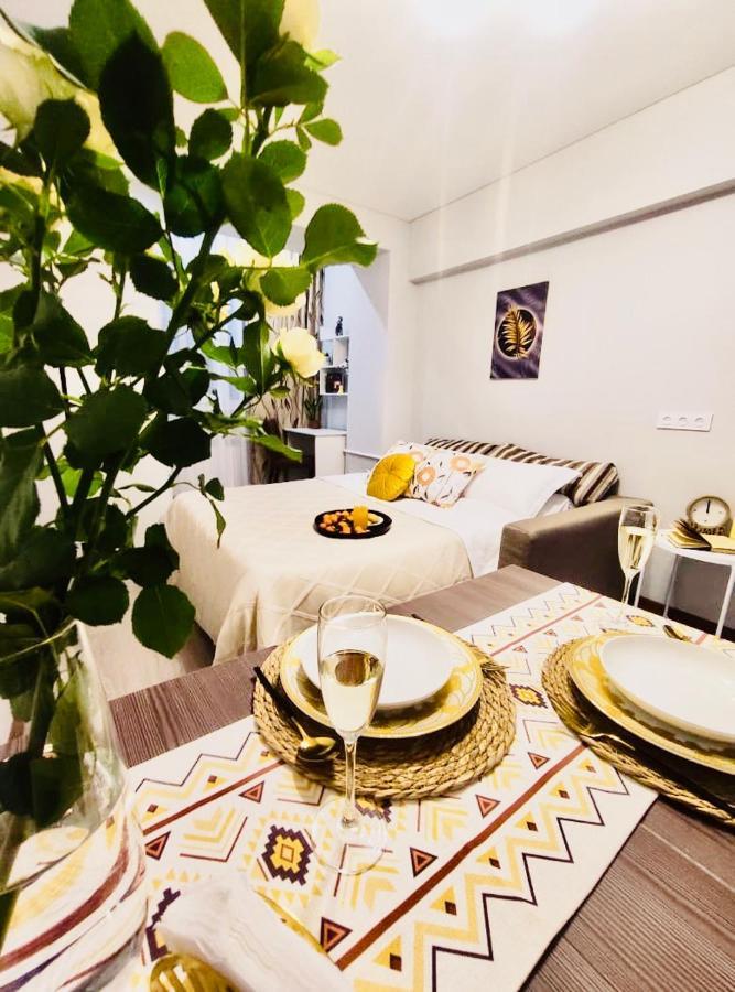 Like Home Apartments Timiryazev Street Ałma Ata Zewnętrze zdjęcie