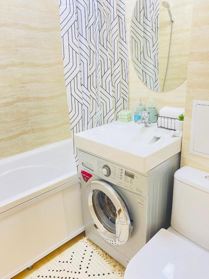 Like Home Apartments Timiryazev Street Ałma Ata Zewnętrze zdjęcie