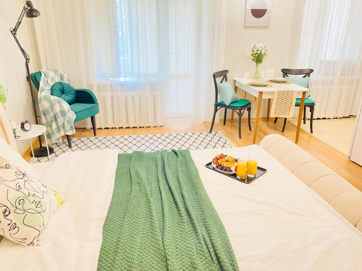 Like Home Apartments Timiryazev Street Ałma Ata Zewnętrze zdjęcie
