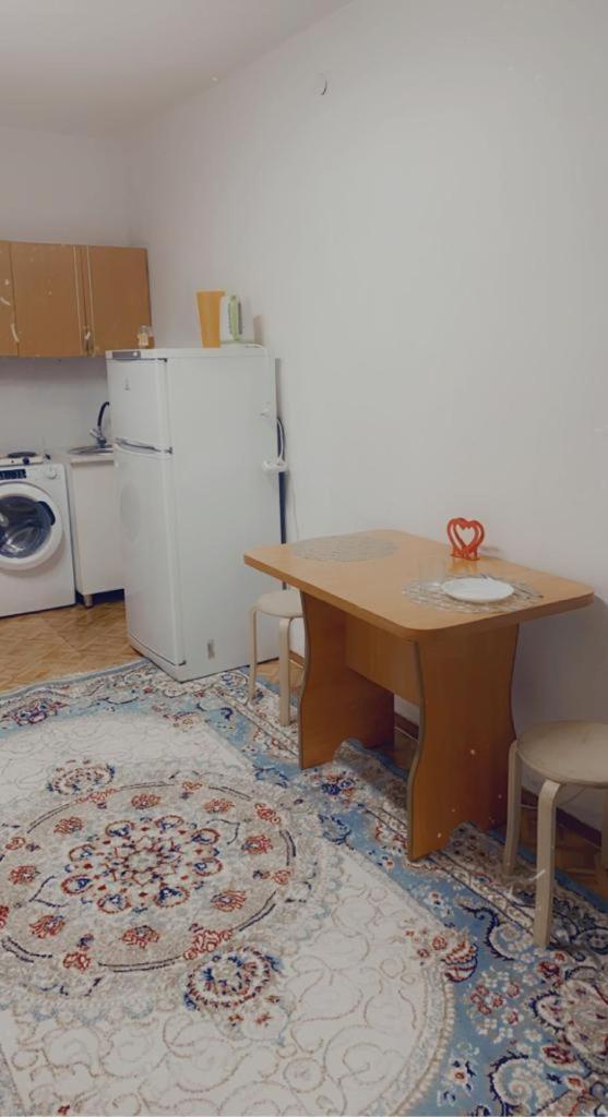 Like Home Apartments Timiryazev Street Ałma Ata Zewnętrze zdjęcie