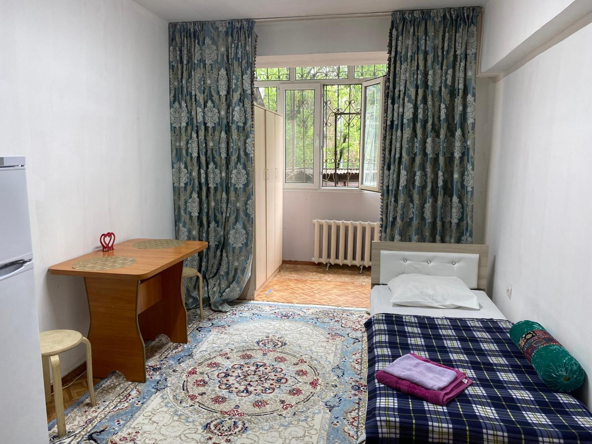 Like Home Apartments Timiryazev Street Ałma Ata Zewnętrze zdjęcie